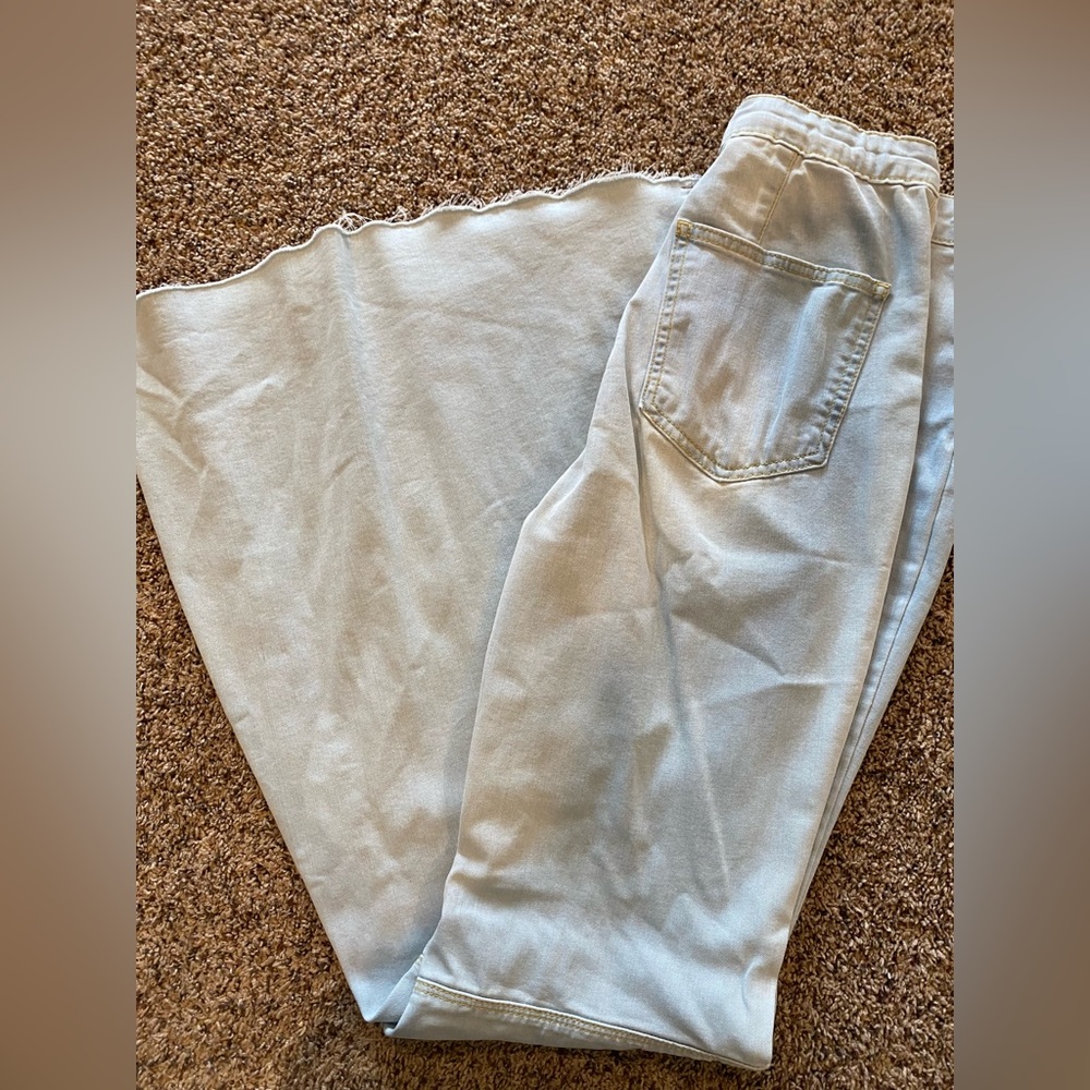 Free People Just Float on Flares